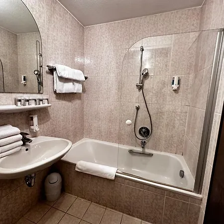 City Hotel 3*