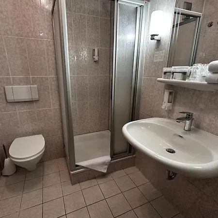 Hotel City 3*